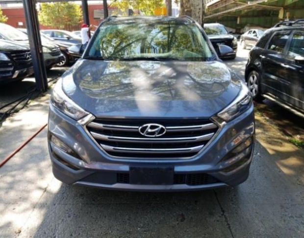 2016 HYUNDAI TUCSON LIMITED GRAY