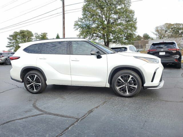 2022 TOYOTA HIGHLANDER XSE AWD