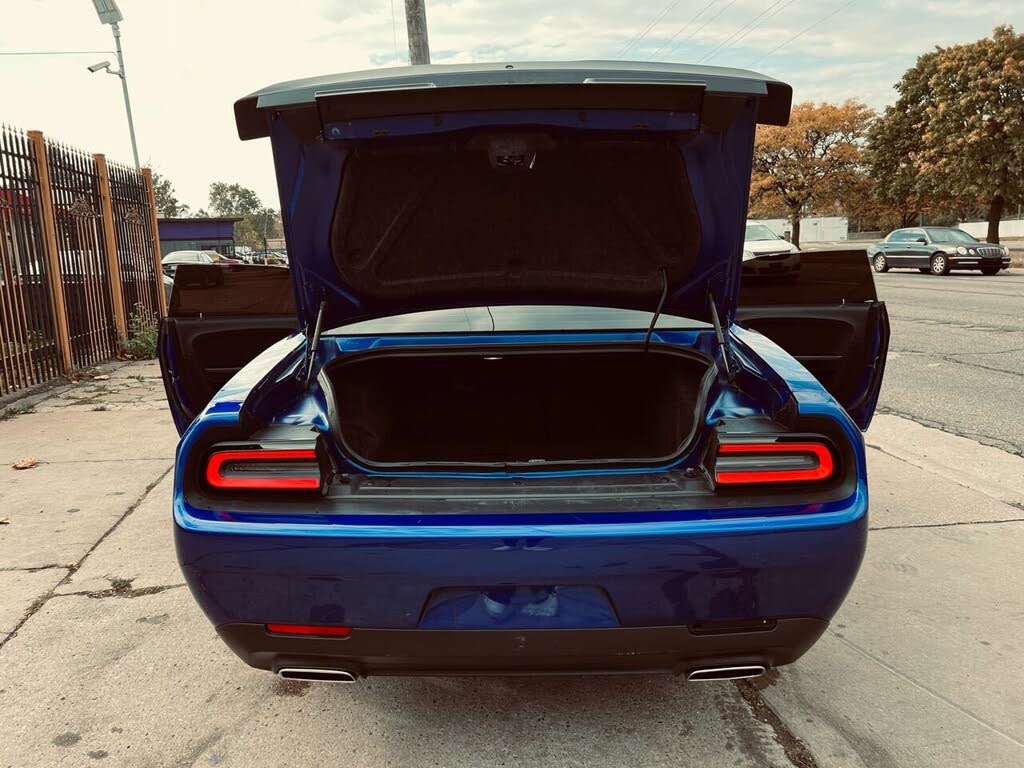 2021 DODGE Challenger SXT RWD BLUE