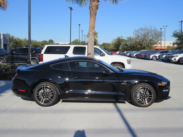 2022 FORD MUSTANG GT Premium Fastback RWD