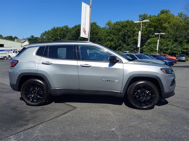 2022 JEEP Compass LT Lux 4WD GRAY