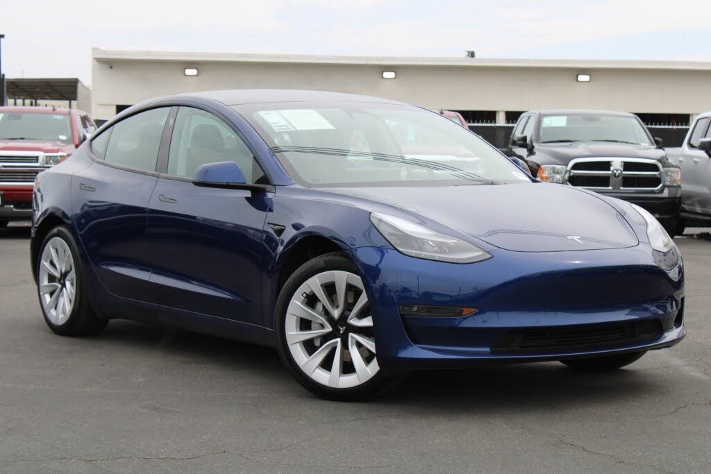 2021 TESLA Model 3 Standard Range Plus RWD