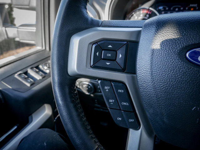 2022 FORD F250 SUPER DUTY LARIAT CREW CAB