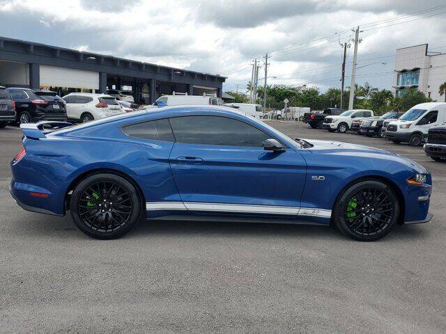 2022 FORD MUSTANG GT 2dr Fastback