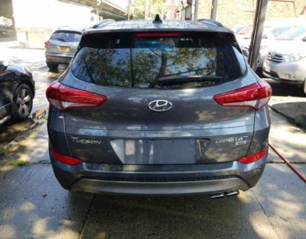 2016 HYUNDAI TUCSON LIMITED GRAY