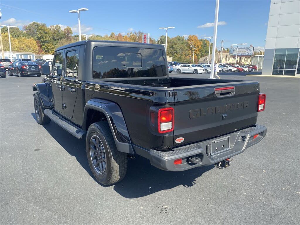 2021 JEEP GLADIATOR Overland Crew Cab 4WD