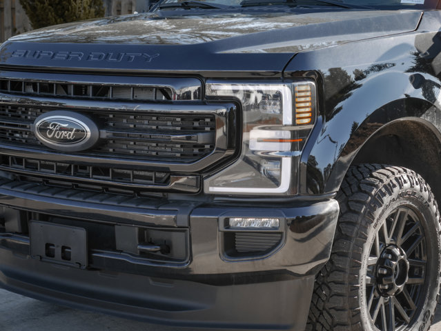 2022 FORD F250 SUPER DUTY LARIAT CREW CAB