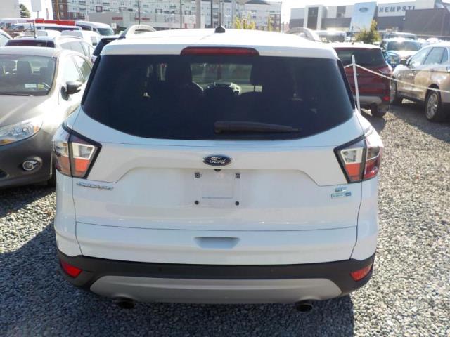 2017 FORD ESCAPE SE 4X4