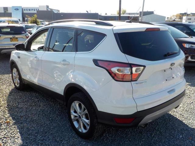 2017 FORD ESCAPE SE 4X4