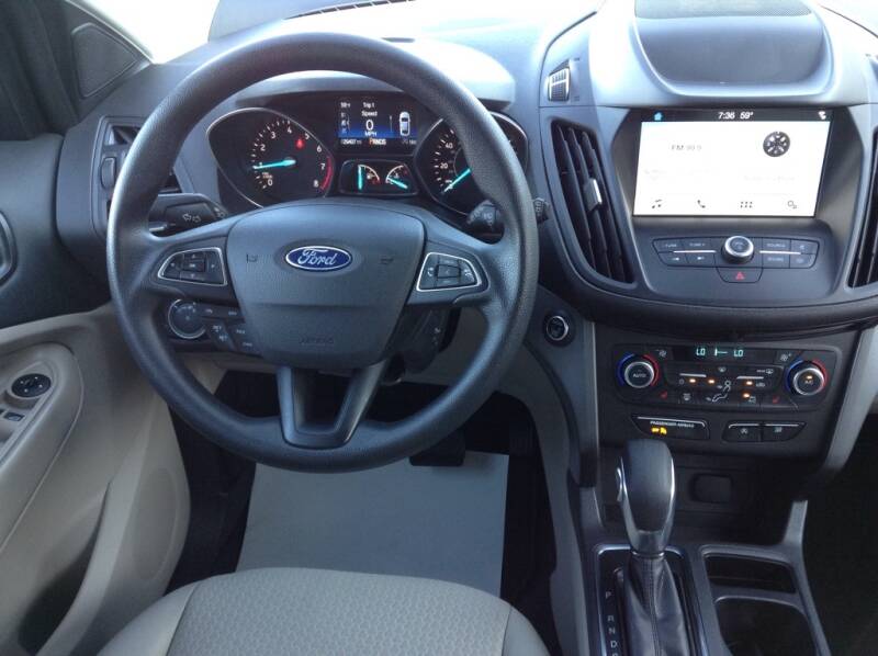 2019 FORD ESCAPE  SE (SILVER) 