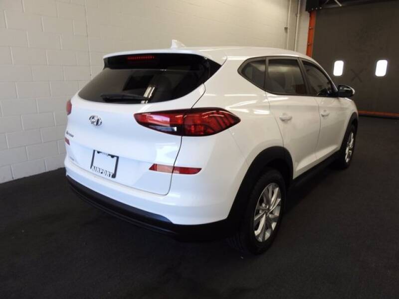 2019 HYUNDAI TUCSON SE