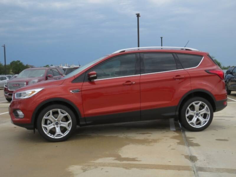 2019 FORD ESCAPE TITANIUM