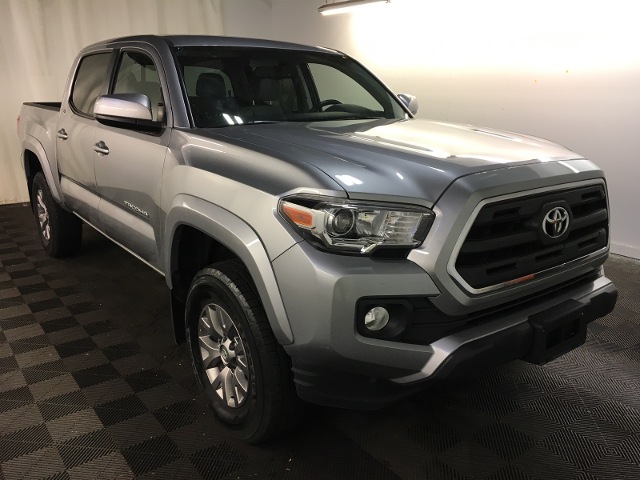 2017 TOYOTA TACOMA SR5