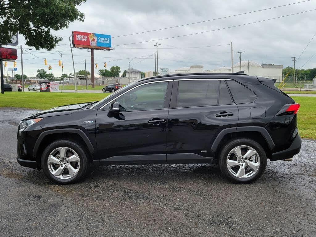 2021 TOYOTA RAV4 HYBRID PREMIUM XLE