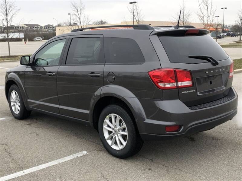 2019 DODGE JOURNEY  SE