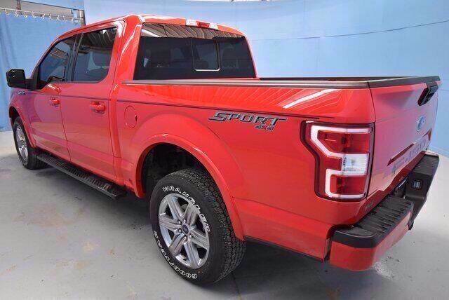 2019 FORD F-150 XLT (RED) 