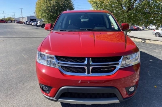 2019 DODGE JOURNEY SE *