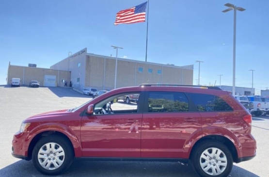 2019 DODGE JOURNEY SE *