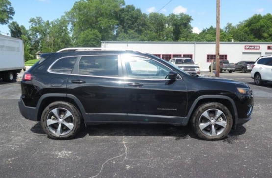 2019 JEEP CHEROKEE LIMITED 4X4 *