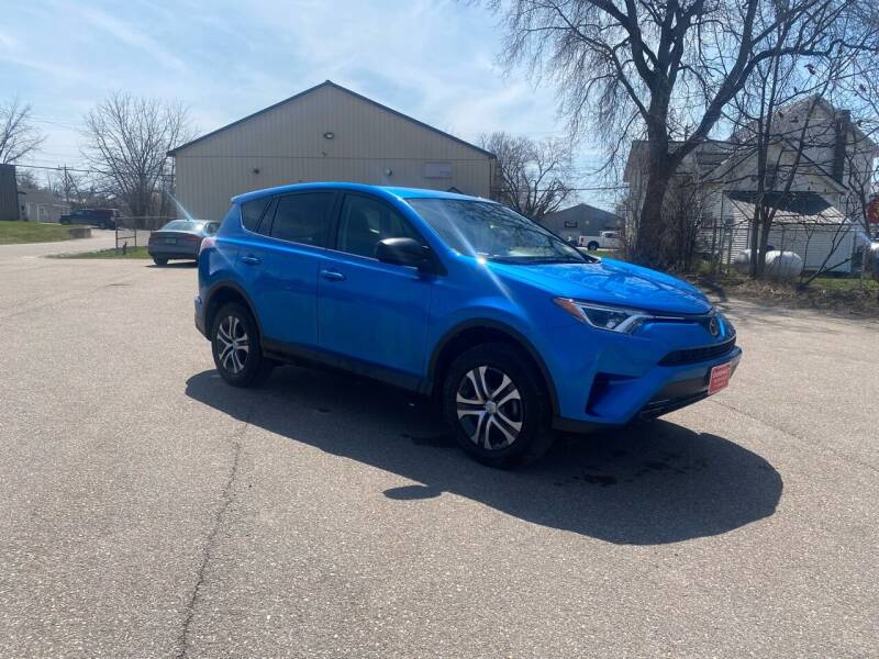 2018 TOYOTA RAV4 AWD LE 4DR SUV