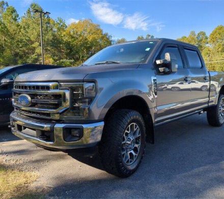 2022 2022 Ford F-250 Super Duty LARIAT