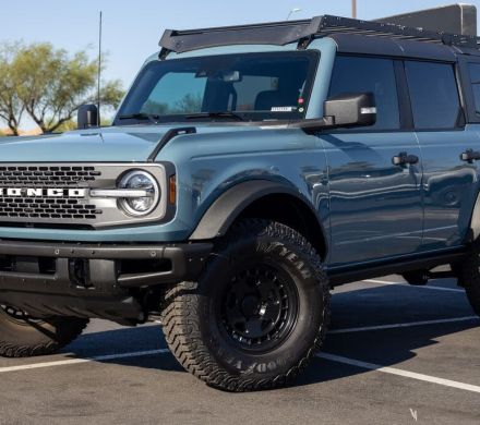 2023 FORD 2023 Ford Bronco Badl. Adv. 4-Door 4 GR.WD. 