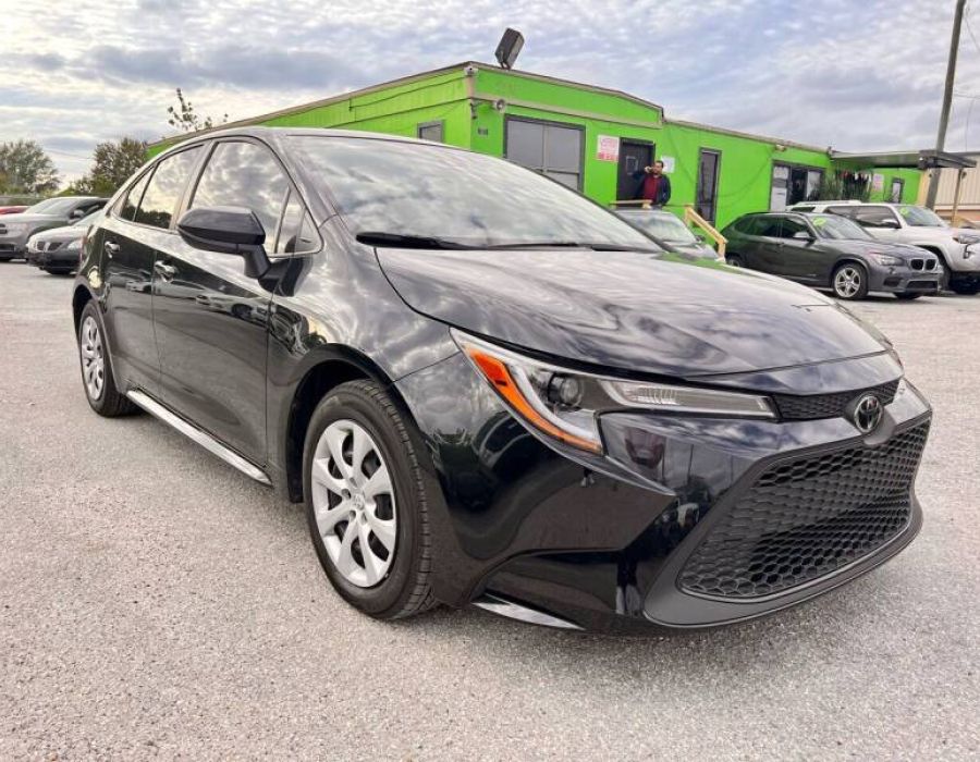 2022 TOYOTA COROLLA LE 4dr Sedan Black