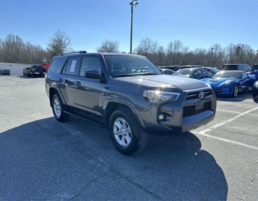 2023 TOYOTA 4RUNNER SR54WD