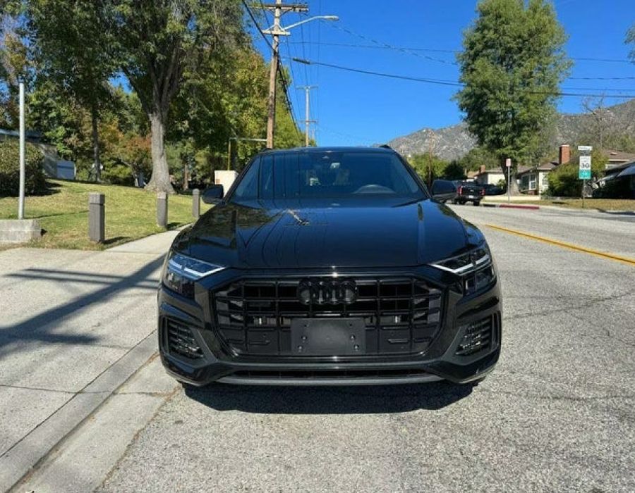 2022 AUDI Q8 quattro Premium 55 TFSI AWD