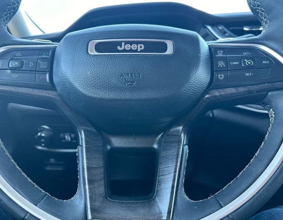 2023 JEEP Grand Cherokee L Limited RWD