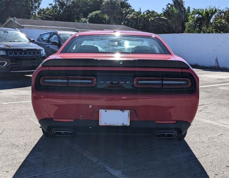 2023 DODGE Challenger  SXT RWD RED