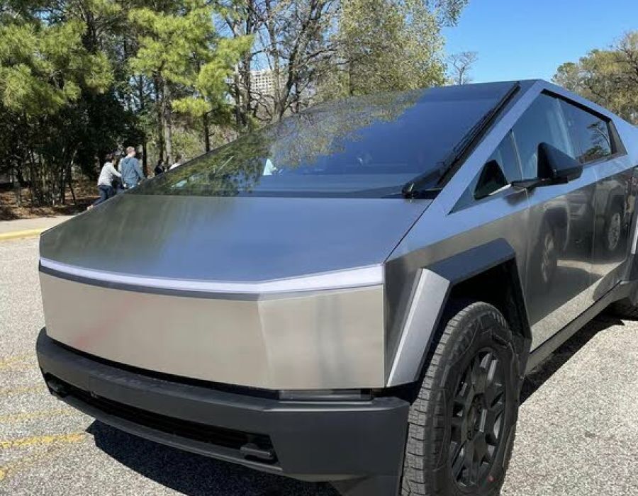 2024 TESLA CYBERTRUCK AWD