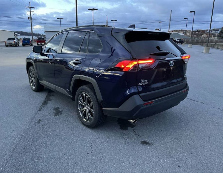 2022 TOYOTA RAV4 Hybrid XLE Premium AWD Blue