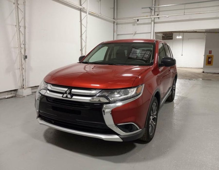 2018 Mitsubishi Outlander ES-S AWC AWD