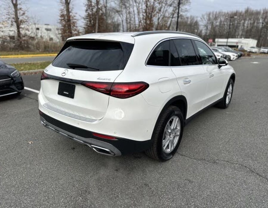 2023 Mercedes Benz GLC-Class GLC 300 4MATIC Cross. AWD