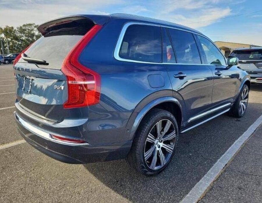 2023 Volvo XC90 B6 Ultimate Bright Theme 7P2