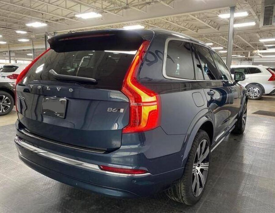 2023 Volvo XC90 B6 Ultimate Bright Theme 7P2