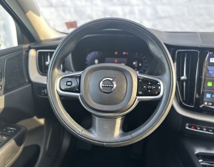 2022 Volvo XC60 B5 Inscription AWD