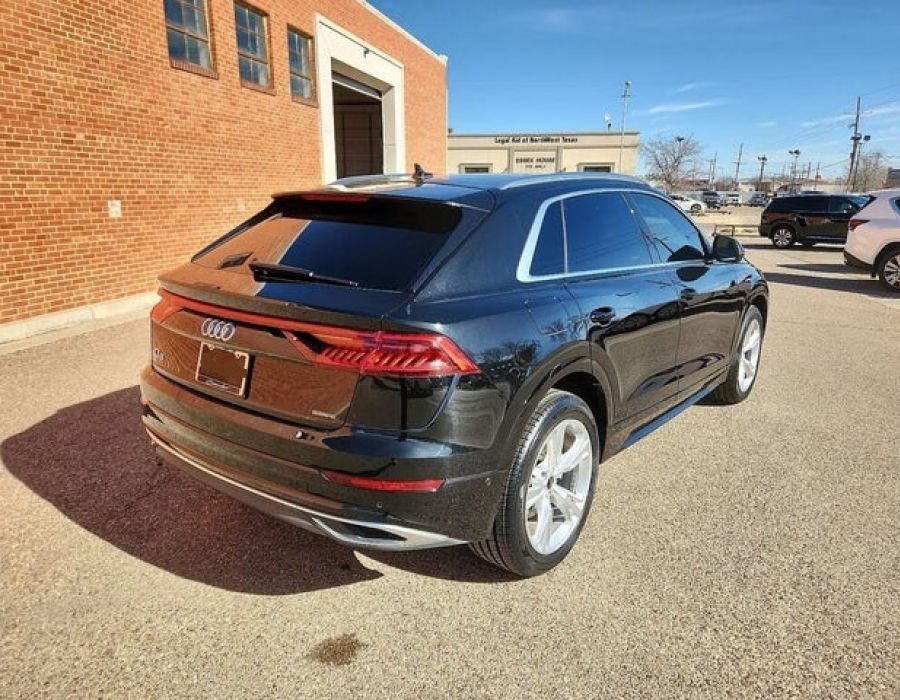 2022 AUDI Q8 quattro Prem. 55 TFSI AWD.2