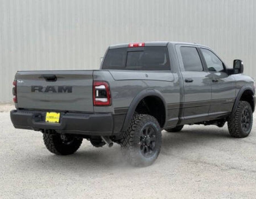 2025 DODGE RAM 2500