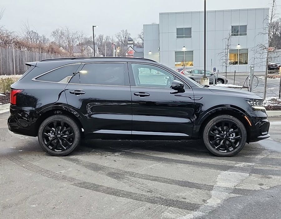 2023 KIA SORENTO