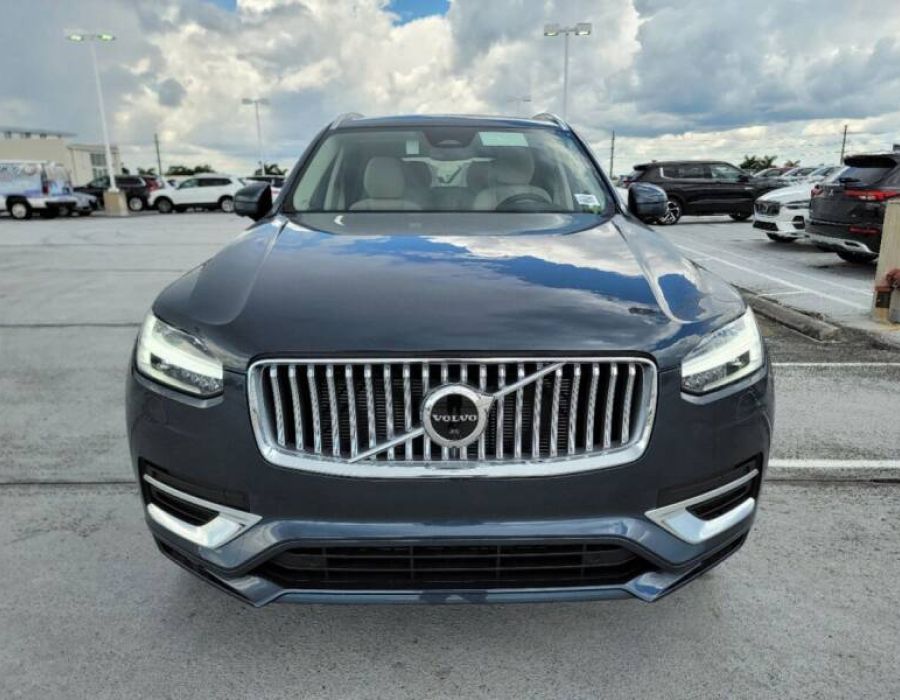 2023 Volvo XC90