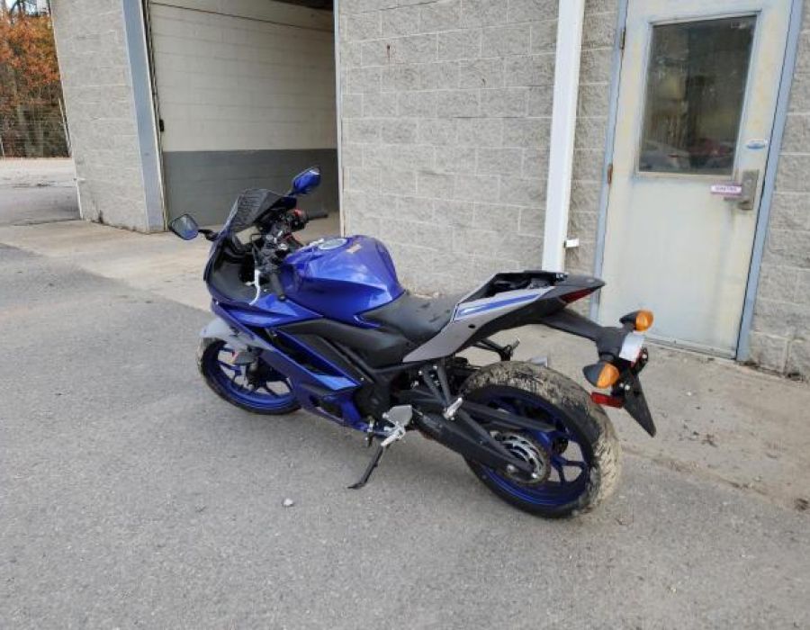 2021 YAMAHA 2021 YAMAHA YZFR3 A 