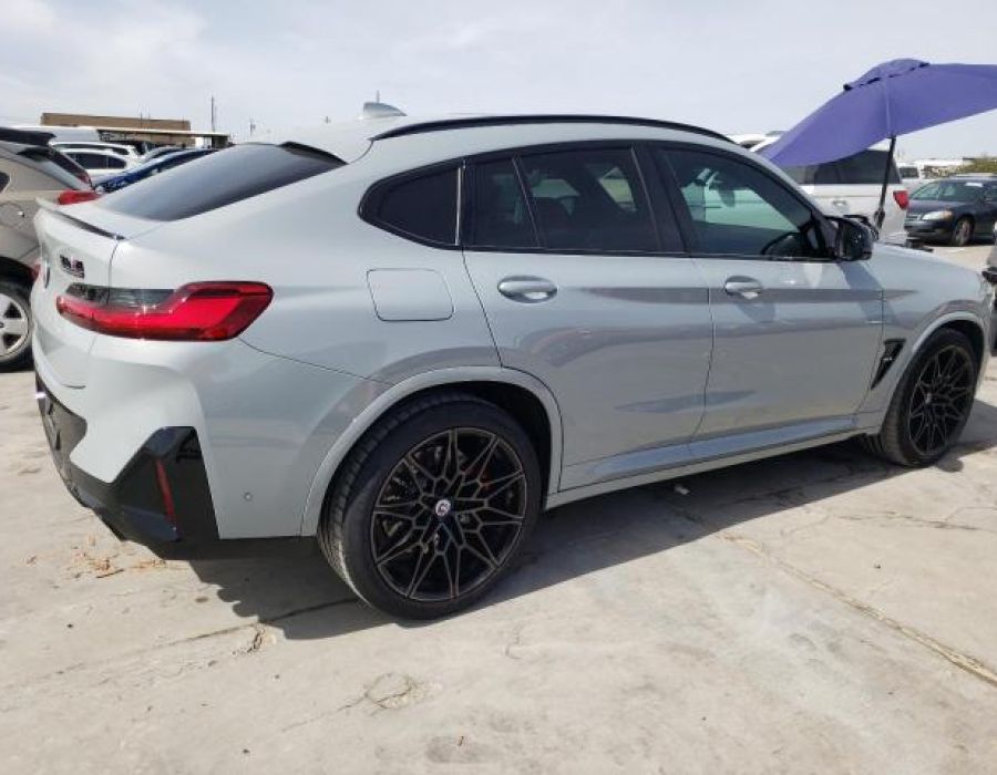 2023 BMW X4