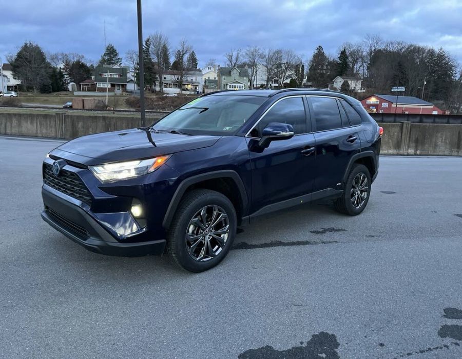 2022 TOYOTA RAV4 Hybrid XLE Premium AWD Blue