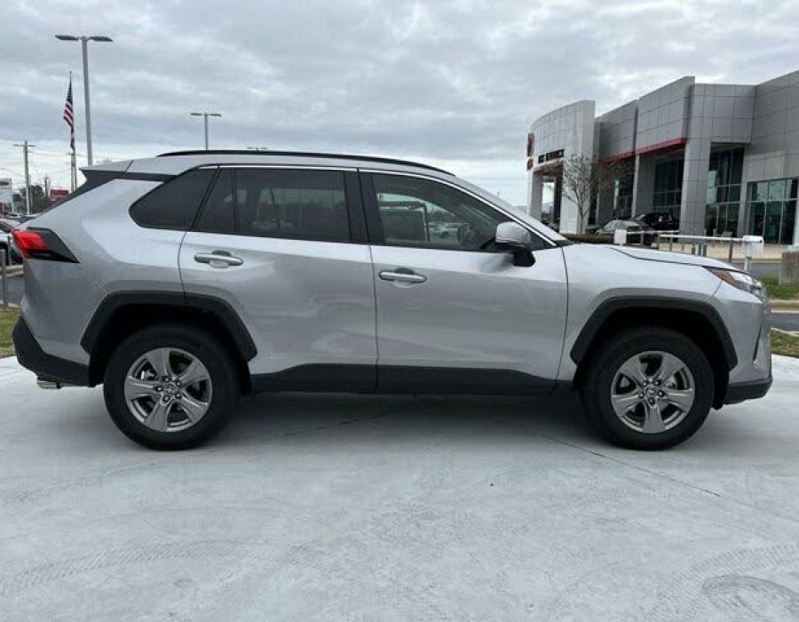 2023 TOYOTA RAV4 Hybrid XLE AWD