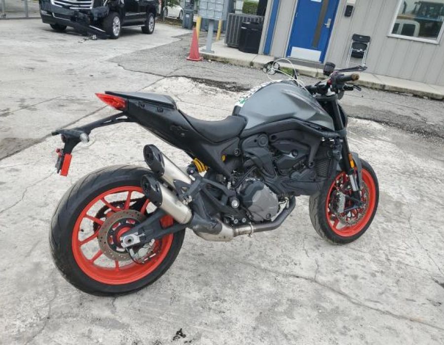 2022 DUCATI MONSTER BLACK