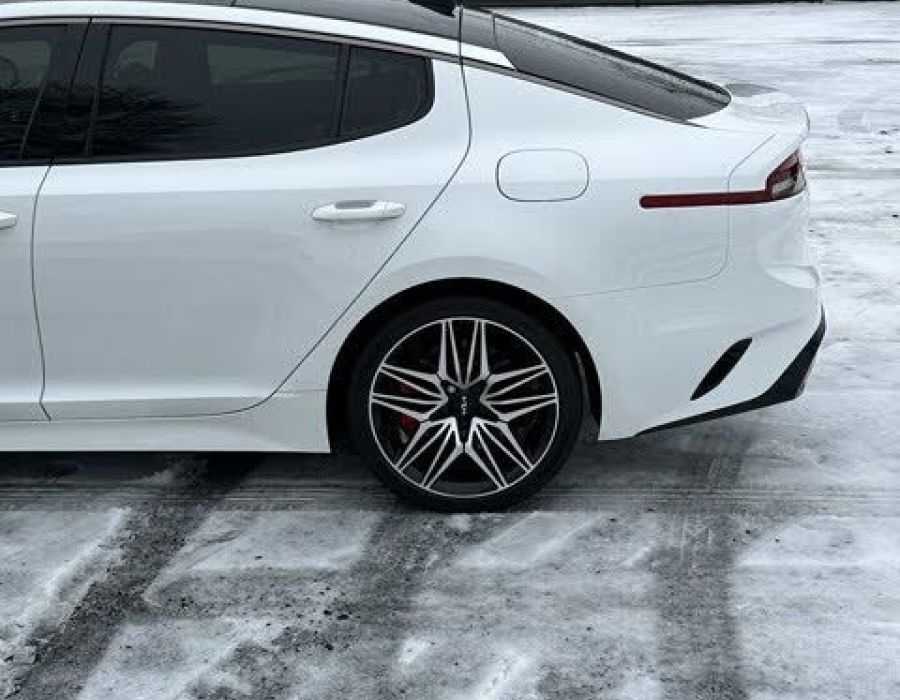 2023 KIA STINGER GT