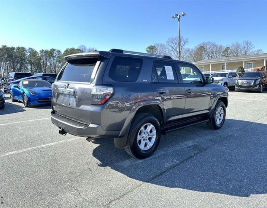 2023 TOYOTA 4RUNNER SR54WD