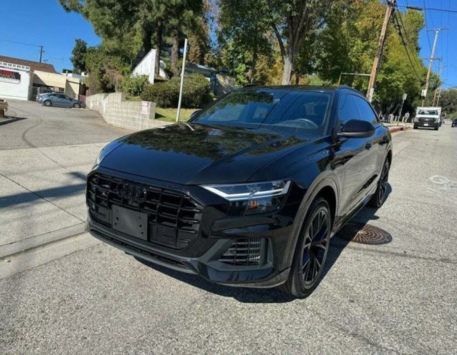 2022 AUDI Q8 quattro Premium 55 TFSI AWD